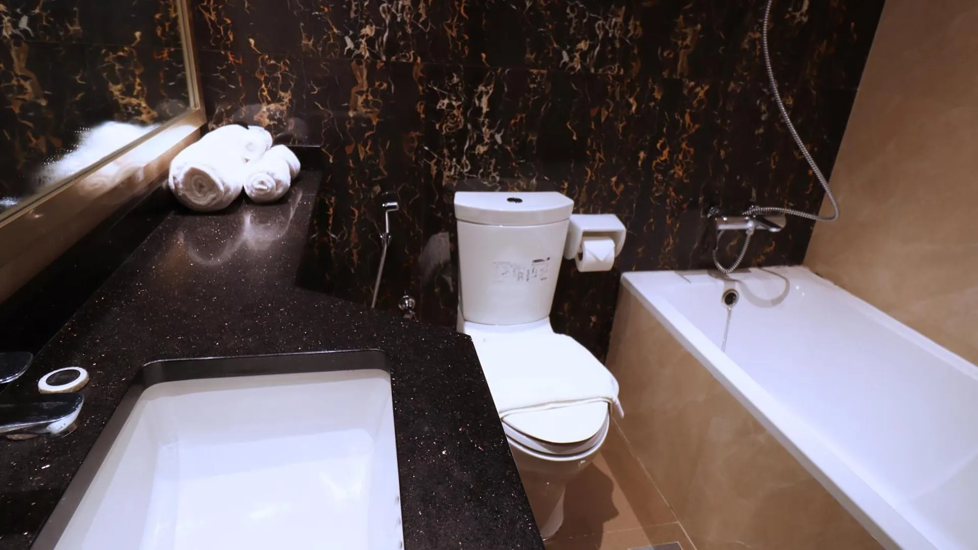 Full Burj View - Elite Downtown Residence - Short Walk To Burj & Dubai Mall